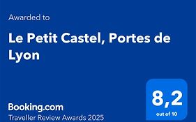 Le Petit Castel, Portes De Lyon