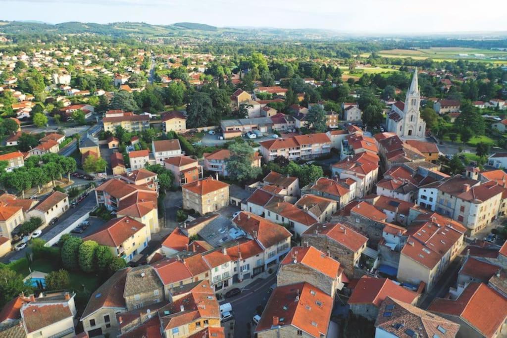 Le Petit Castel, Portes De Lyon Chazay-d'Azergues Buitenkant foto